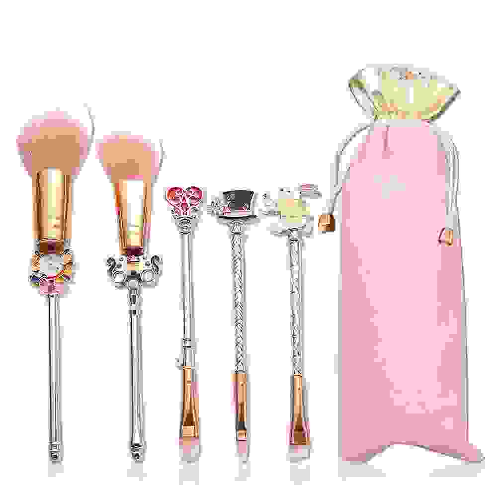 foundation and brush
make up brushes
make-up brushes
eyeshadow brush
eye brushes
eye brush
